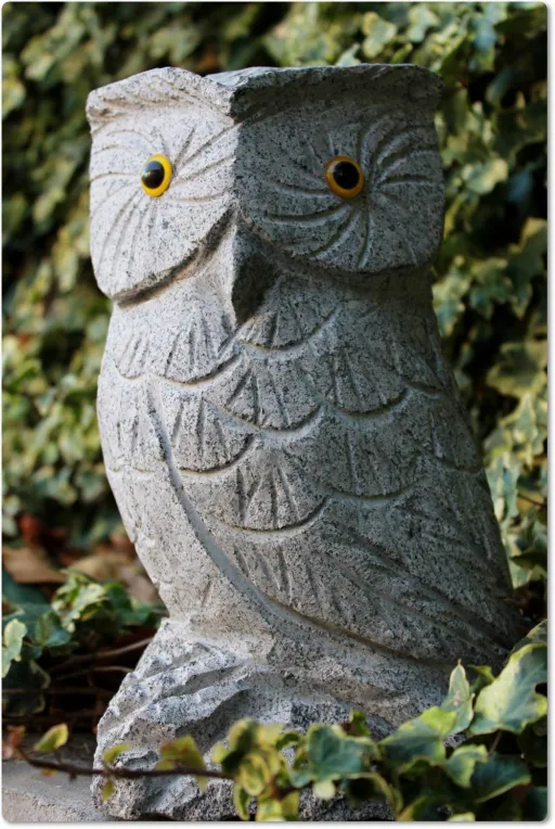 Graniteule detailgetreu aus dem Naturstein gearbeitet