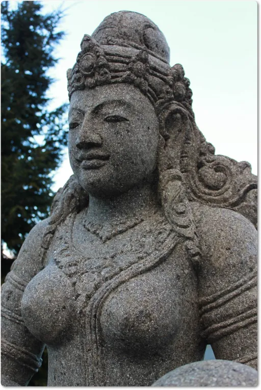 Detailbild des Shiva aus Basanit