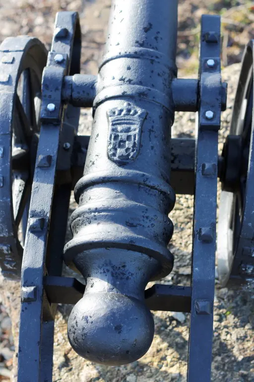Detail der alten Kanone aus Gusseisen