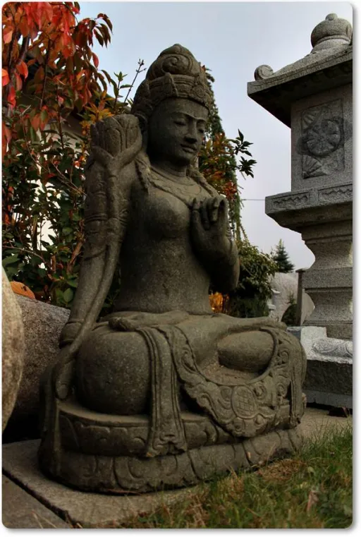 Hinduistische Skulptur Dewi Tara für die asiatische Gartengestal