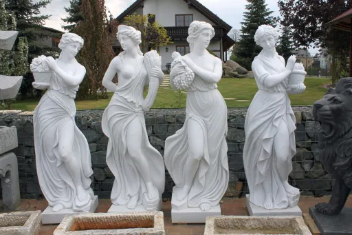 Skulpturen der vier Jahreszeiten aus weißem Marmor