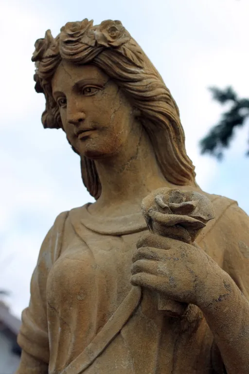 Detail Statue Frühling