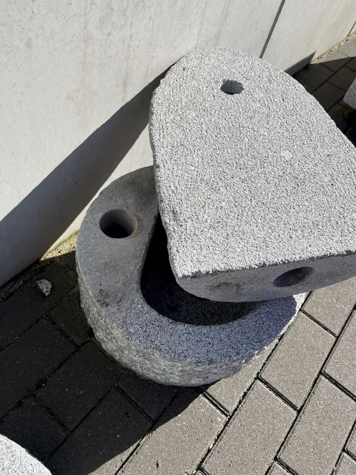 Brunnen Dresden - Zwei Teile