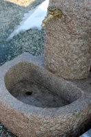Detail Granitbrunnen Allgäu