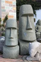 Moai Skulpturn aus Naturstein Basanit
