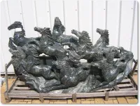 Pferdegruppe als Relief aus Marmor