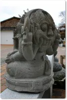 Rückseite der Skulptur Ganesha
