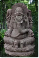 Skulptur Ganesha aus Lava für die Gartengestaltung