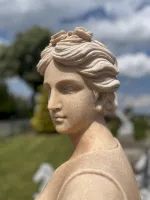 Detail des Kopfes, der Skulptur Tänzerin