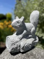 Eichhörnchen aus Granit