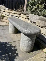 Steinbank Bonn für den Garten aus grünem Granit