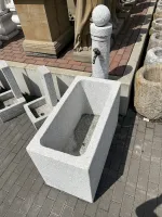 Steinbrunnen von Oben