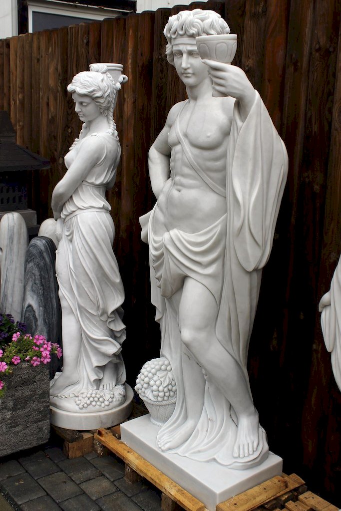 Marmorfigur Bacchus aus Naturstein