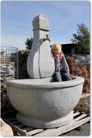 Granitbrunnen für den Garten