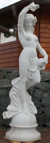 Statue Nike aus Marmor für die individuelle Gartengestaltung